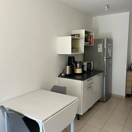 2p Quiet, Tram, Convenient Daire