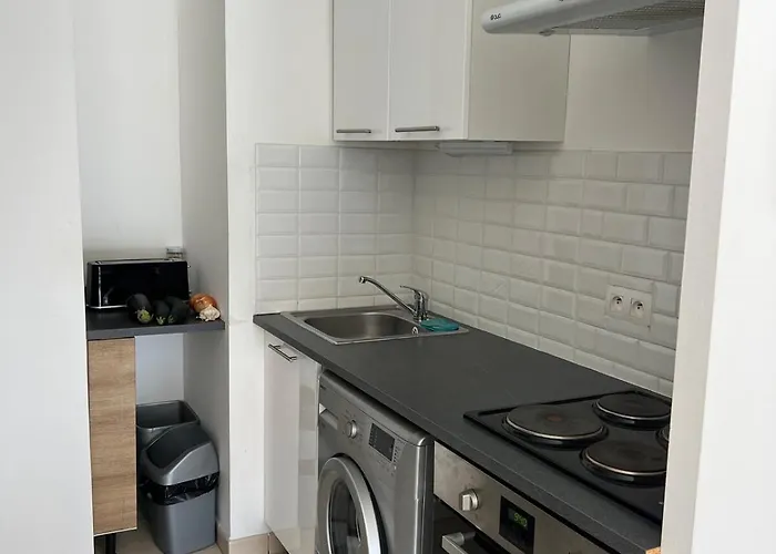 2p Quiet, Tram, Convenient Appartement Nice